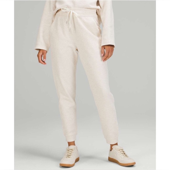 lululemon athletica Pants - EUC LULULEMON Ribbed High-Rise Jogger 25" *7/8 Length Heathered White Opal 2
